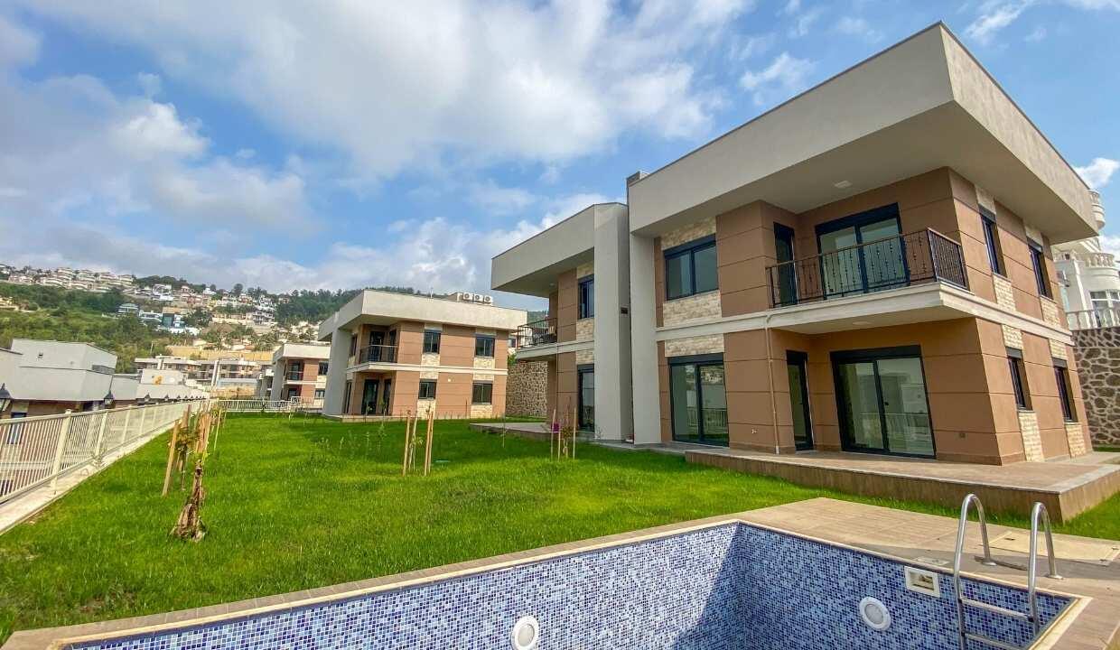 4+1 Villa for Sale in Kargıcak